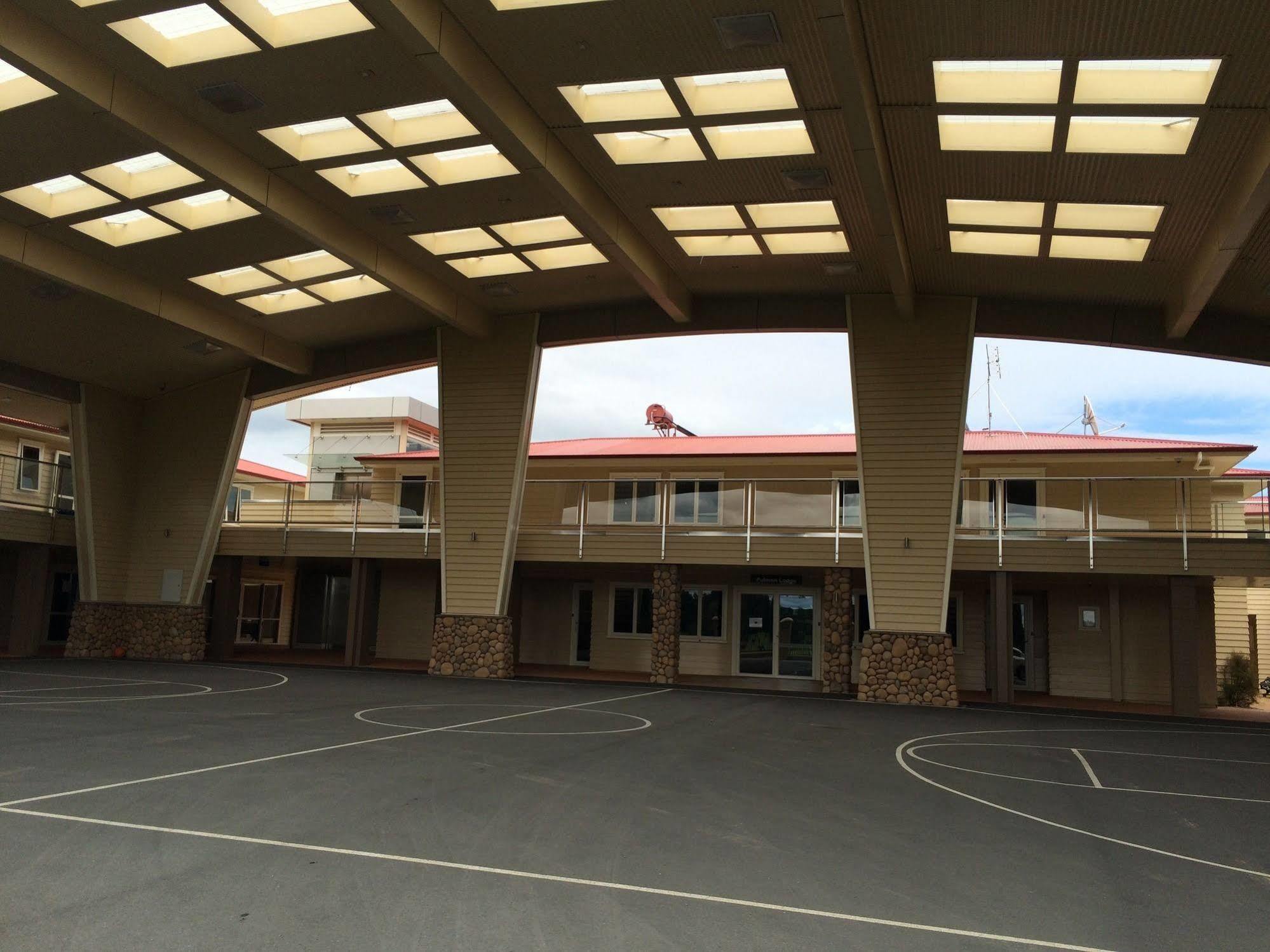 Bruce Pulman Lodge Papakura Luaran gambar